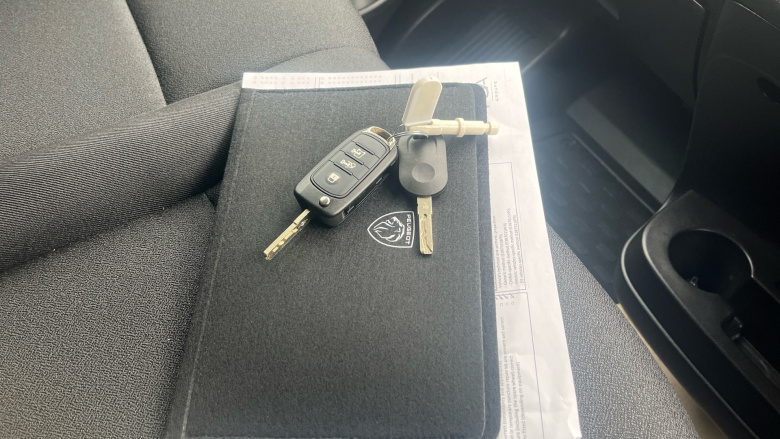 Peugeot Boxer 3500 Heavy L4 Diesel 2.2 BlueHDi 140 H2 Van Professional